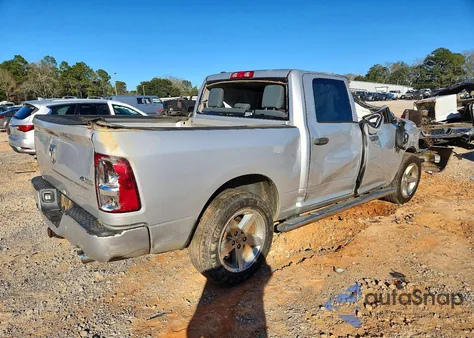 2014 Ram 1500 St z USA, uszkodzony, nr VIN 1C6RR7KT5ES195027